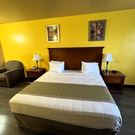 Quality Inn & Suites Mcalester On Hwy 69 & Us 75 Ngoại thất bức ảnh